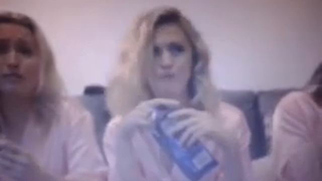 SketchShe does( Victoria )Secret Fashion Show!!!! смотреть онлайн