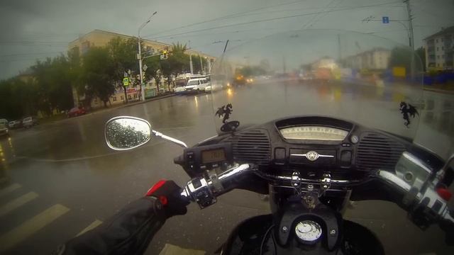 [П.П.] Yamaha xvz 1300 ну очень мокро... смотреть онлайн