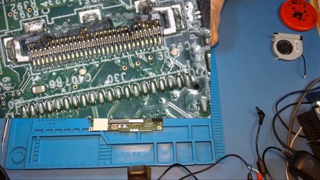 MSI GE70 Apache Displayanschluss Reparatur смотреть онлайн