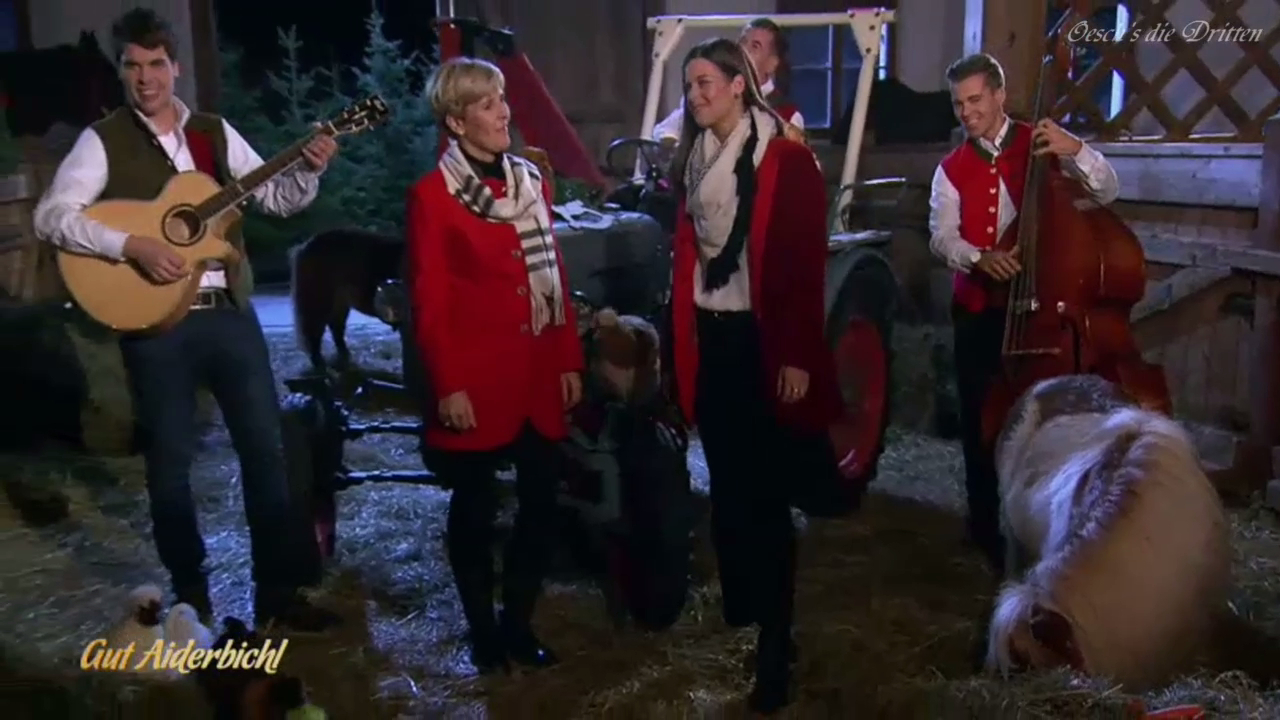 Oesch's Die Dritten - Mias Liabe Mueti (WEIHNACHTEN AUF GUT AIDERBICHL 2017)