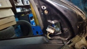 Не работает обогрев зеркала(Opel Astra H)