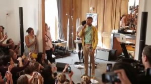 Stromae-Papaoutai Live