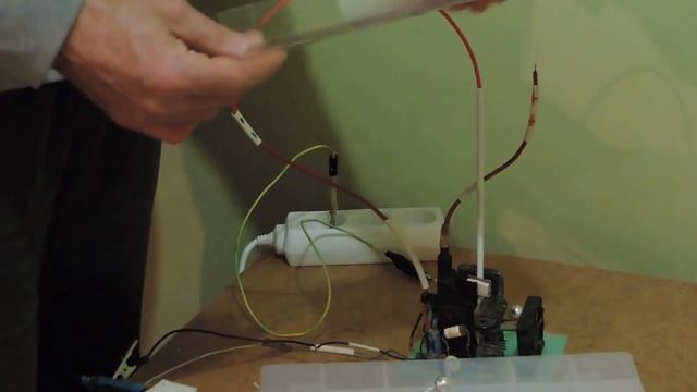 "Заряд" диэлектрика смотреть онлайн