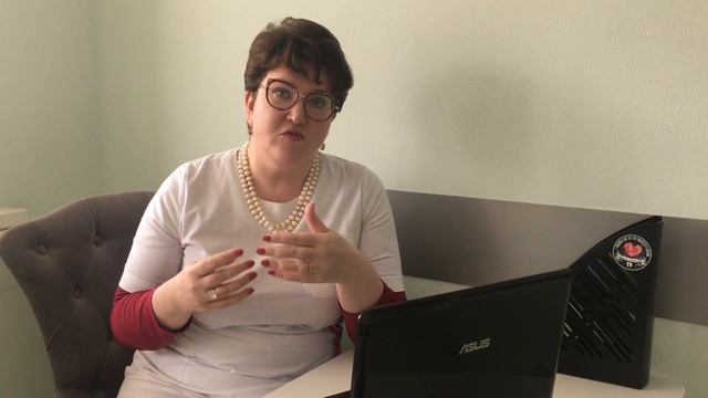 Руководитель Центра душевного здоровья клиники Н.Березиной Светлана Дерябина смотреть онлайн