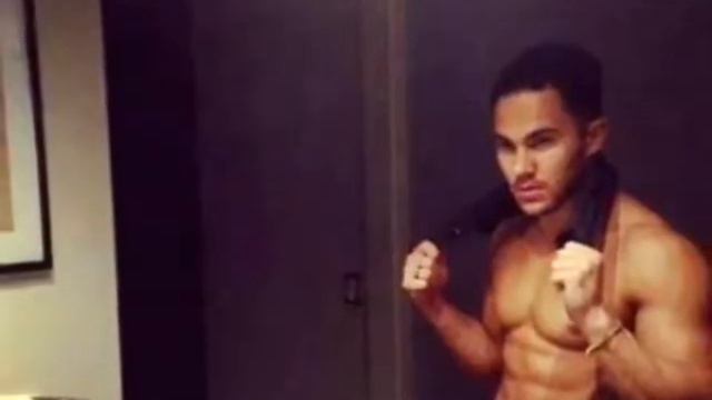 Carlos PenaVega смотреть онлайн