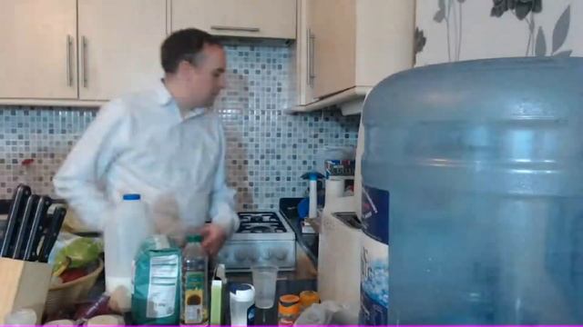 Morphy Richards Fastbake Breadmaker Demonstration - LIVE PART 1 смотреть онлайн