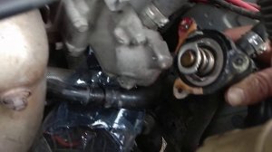 Та же болячка течь тосола из под термостата ..Рено Логан