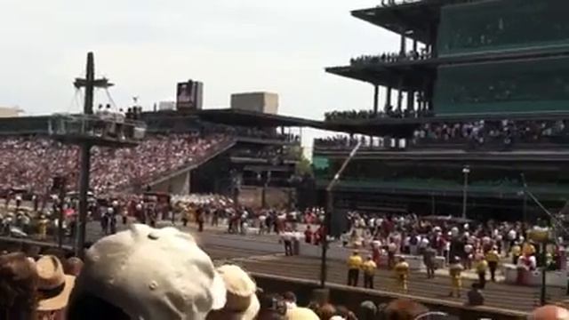 Jim Nabors sings Back Home Again in Indiana смотреть онлайн