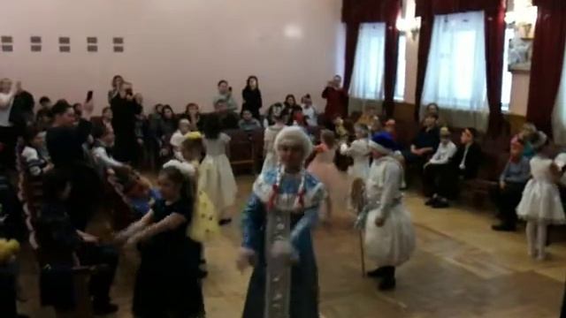 танец снежинок-вальс шопена в интернате смотреть онлайн