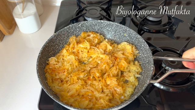 📣 DAHA KOLAYINI DAHA LEZZETLİSİNİ GÖRMEDİM 💯 2 TEPSİ BÖREK HAVADA BİTTİ 🤭 BUNU MUTLAKA DENEYİN смотреть онлайн