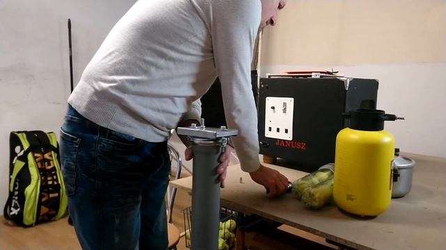 Ciśnienie w piłkach tenisowych - czy da się przywrócić? смотреть онлайн