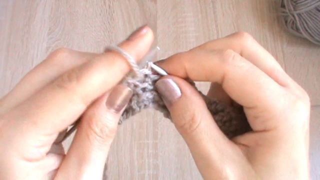 Объемный и простой узор поворотными и круговыми рядами. #узорспицами смотреть онлайн