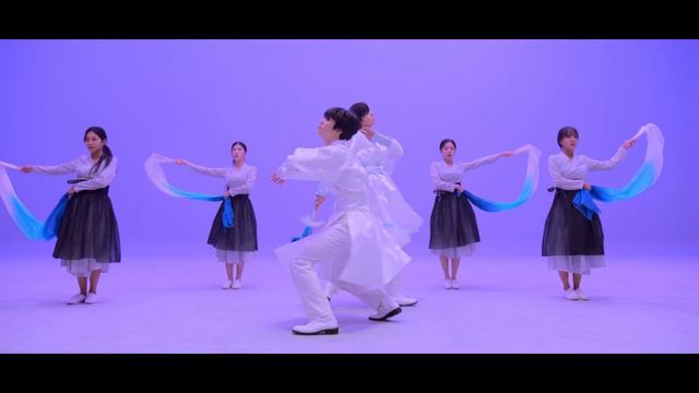 원어스(ONEUS) 'Same Scent' (Traditional Ver.) Performance Video