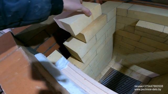 366. Каминопечь с хлебной камерой, процесс кладки. Солигорск. смотреть онлайн