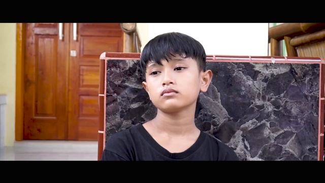 ARFA ARNOLD - JERITAN HATI ANAK TIRI (OFFICIAL MUSIC VIDEO) смотреть онлайн