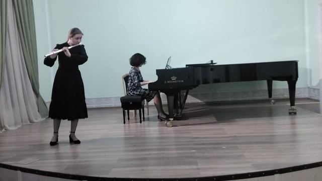 47. Лазарева Анна Дмитриевна И.С.Бах Соната ми минор для флейты и фортепиано I, II части смотреть онлайн