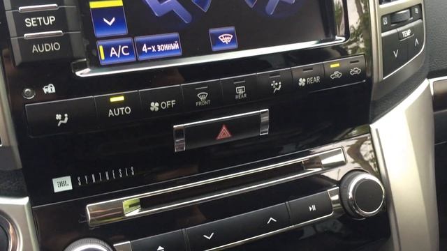 Салон Лэнд Крузер 200(слева) смотреть онлайн