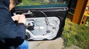 Снятие карты двери ford kuga 1  2009