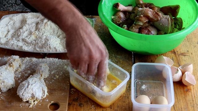 KFC стрипсы и ножки в казане на костре. смотреть онлайн