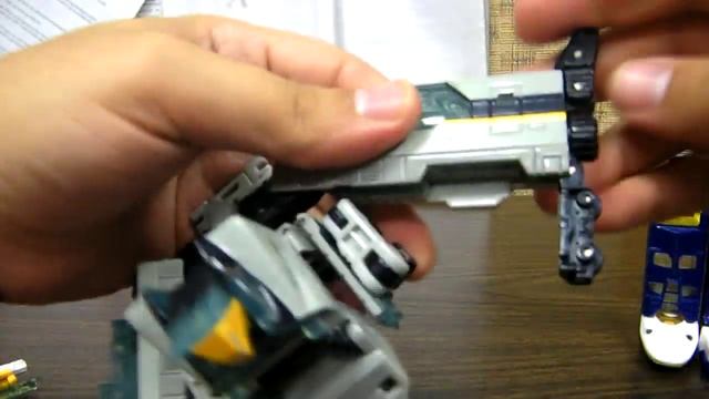 Robots In Disguise Rail Racer! смотреть онлайн