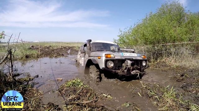 НИВА vs УАЗ vs Suzuki Samurai vs SUZUKI VITARA [Off-Road 4х4] RFC Первая Столица 2018 смотреть онлайн
