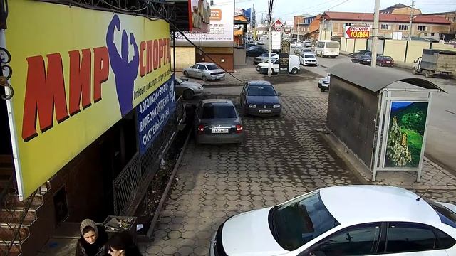 RVi-IPC62Z30 День Авто Люди Госномера смотреть онлайн