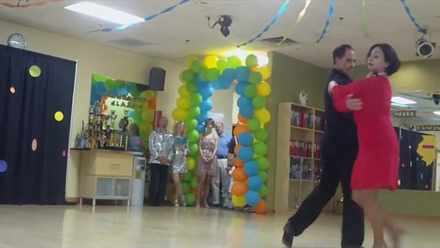 Mrs. Ruzell and Mr. James dancing Tango to It Takes Two To Tango смотреть онлайн