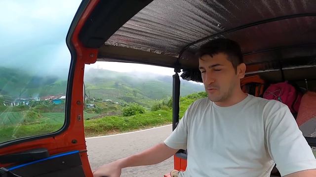 SRI LANKA CRISIS! (Is it Safe to Travel Sri Lanka?) смотреть онлайн