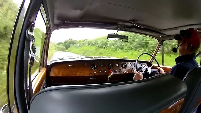 Rolls Royce 1969 Silver Shadow Road Test. смотреть онлайн