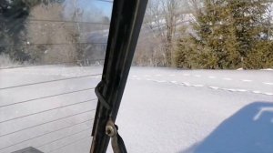 Самодельный гусеничный вездеход. По глубокому снегу.