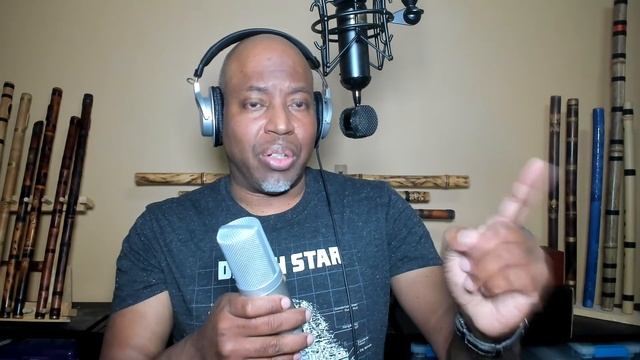 About the Blue Microphones Blackout Spark SL and the MXL V250 смотреть онлайн