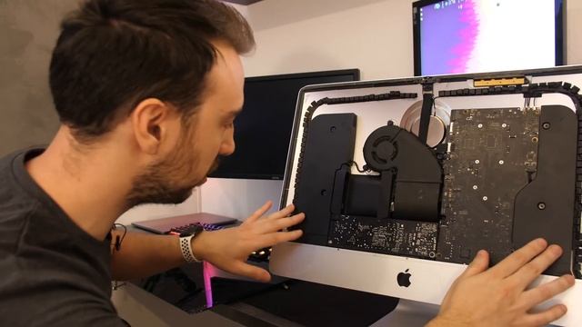 HO TROVATO UN IMAC NELLA SPAZZATURA WTF смотреть онлайн