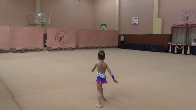 Лутченко Анастасія (БП) 18.10.2015 Художественная гимнастика. Турнир ДЮСШ "Чернигов" смотреть онлайн