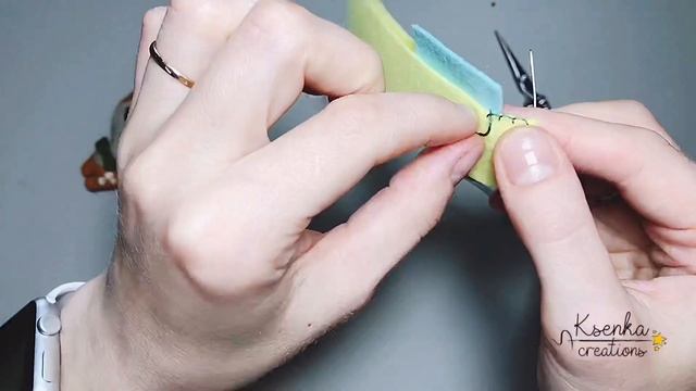 How to sew felt details | Как начать и закончить сшивать детали из фетра смотреть онлайн