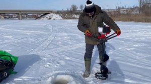 Тест ледового бура на 300 мм и мотобуров Brait и Huter  для зимней рыбалки.