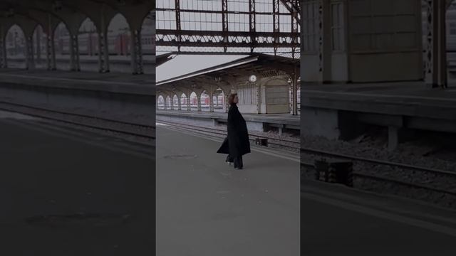 Злата Литвинова «Наверно, я не повзрослела» смотреть онлайн