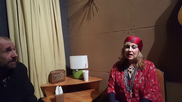 Interview with Famous Person Azalia Snail смотреть онлайн