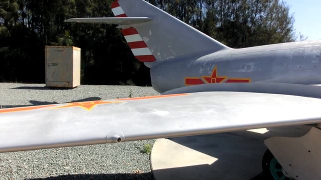 Russian Mikoyan Gurevich MIG-15 NATO name - FAGOT смотреть онлайн