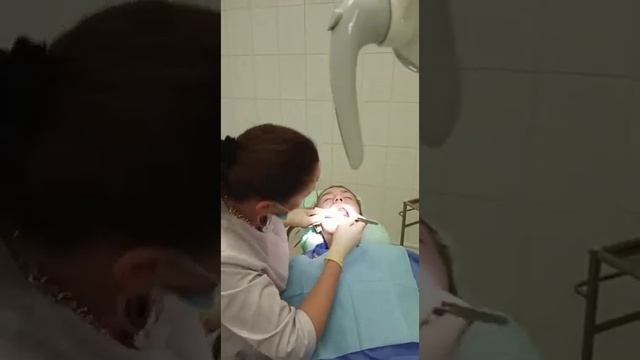 Супер зубной врач от Бога смотреть онлайн