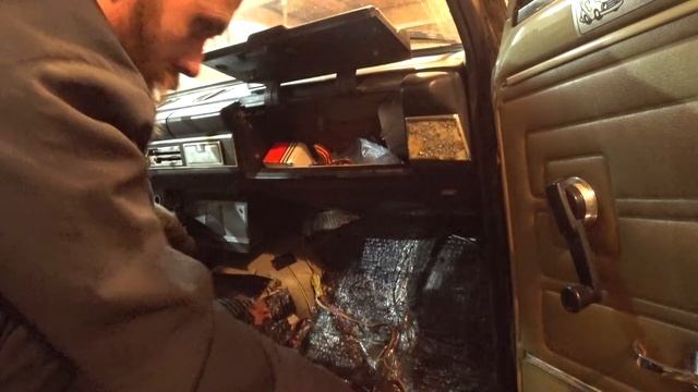 Ваз 2101. Cappuccino. Разборка. Часть 1. смотреть онлайн