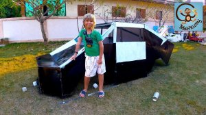 Дети и машина. Милан и Папа красят машину Tesla CuberTrack.  МанкиТайм