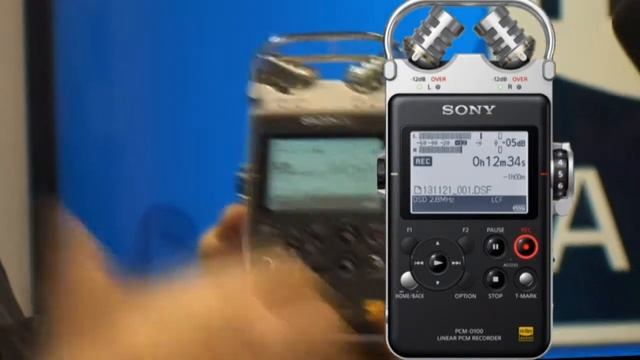 Andy & Tino – musicUcansee.com Interview @ SONY – Hi-Res Audio NAMM ‘15 смотреть онлайн