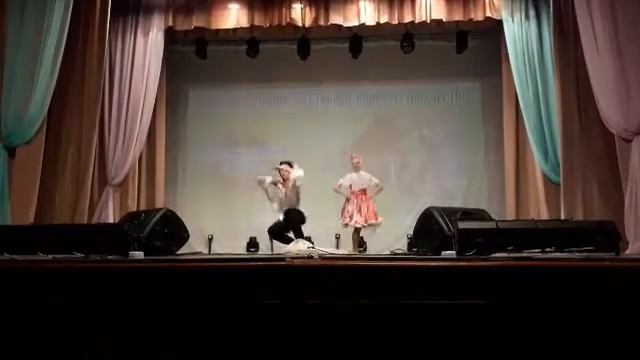 Танцевальный коллектив "Арабески" танец "Порушка" смотреть онлайн