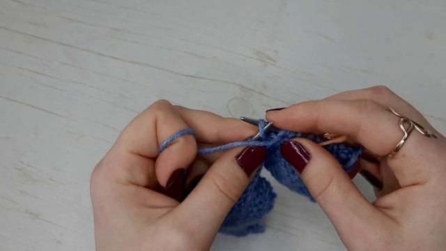 Цельновязаный бесшовный карман сверху вниз без дополнительных спиц и нитей. МК для начинающих