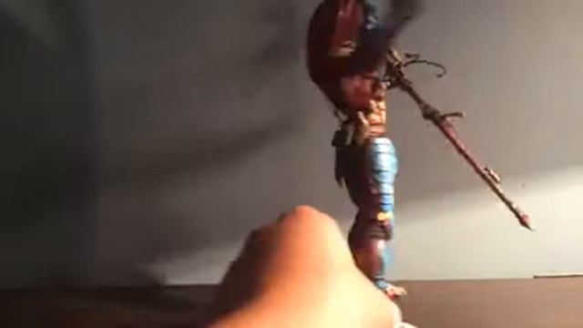 NECA Dark Horse Predator review смотреть онлайн