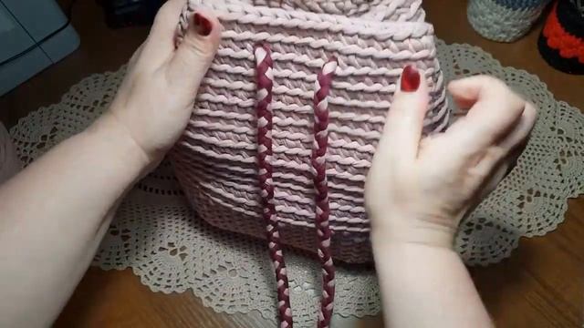 Рюкзак из трикотажной пряжи, вариант № 2/Backpack made of knitted yarn crochet, option number 2 смотреть онлайн