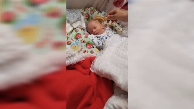 Тройняшки первый месяц дома. смотреть онлайн