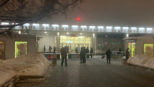 Каширское шоссе, г. Москва в районе станции метро Каширская, 07.02.2022 смотреть онлайн