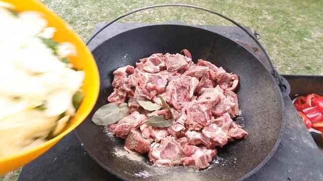 Баранина в казане по-казахски. Сырне смотреть онлайн