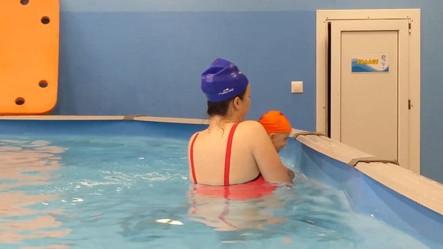 Семён В. бассейн Тула 2019 VID 20190709 133351 смотреть онлайн